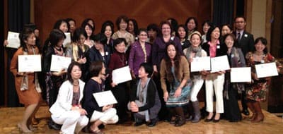 Laurene Livesey Park and Val Sgro with new ICD certificate holders at the JALO Conference 2012